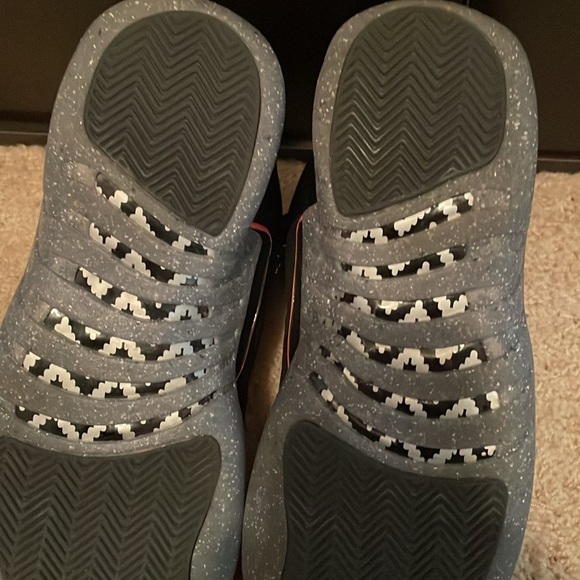Nike AirJordan Retro 12 - Picture 14 of 15